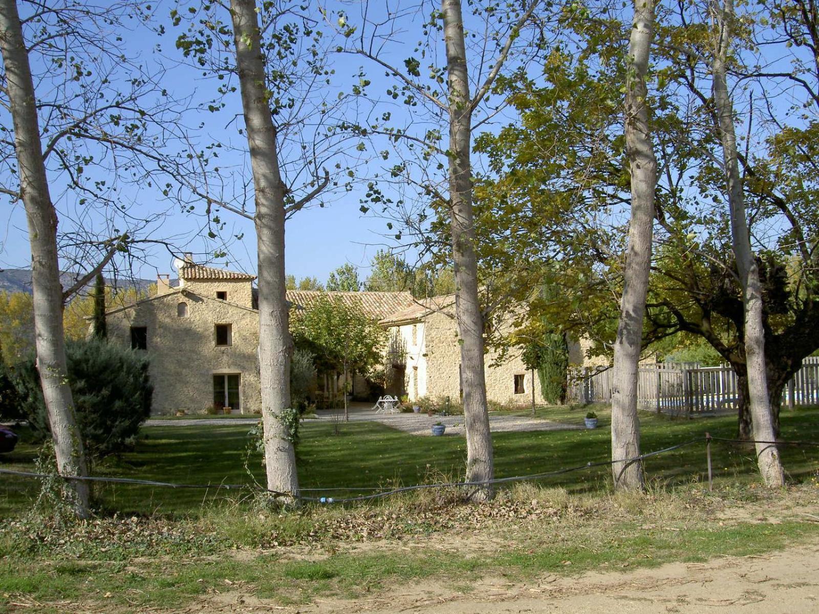 Gite Aux Tournesols Malaucene Exterior photo
