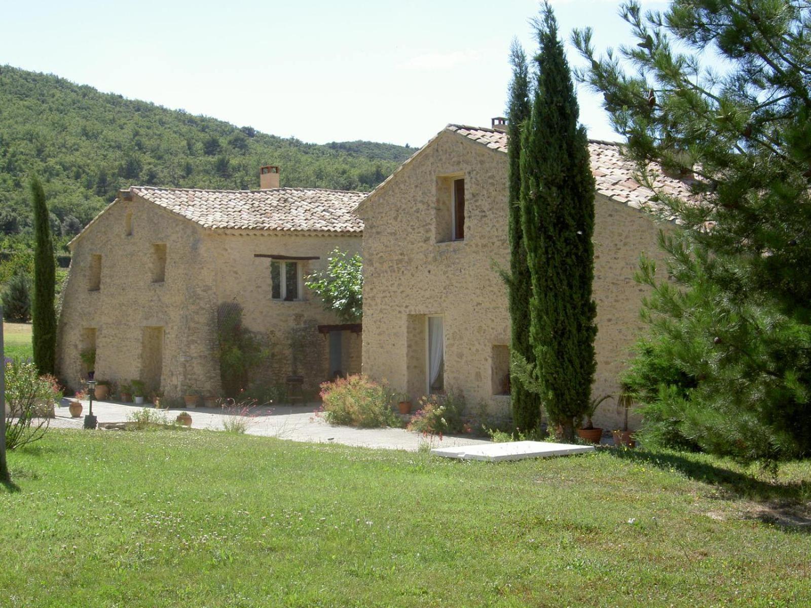 Gite Aux Tournesols Malaucene Exterior photo